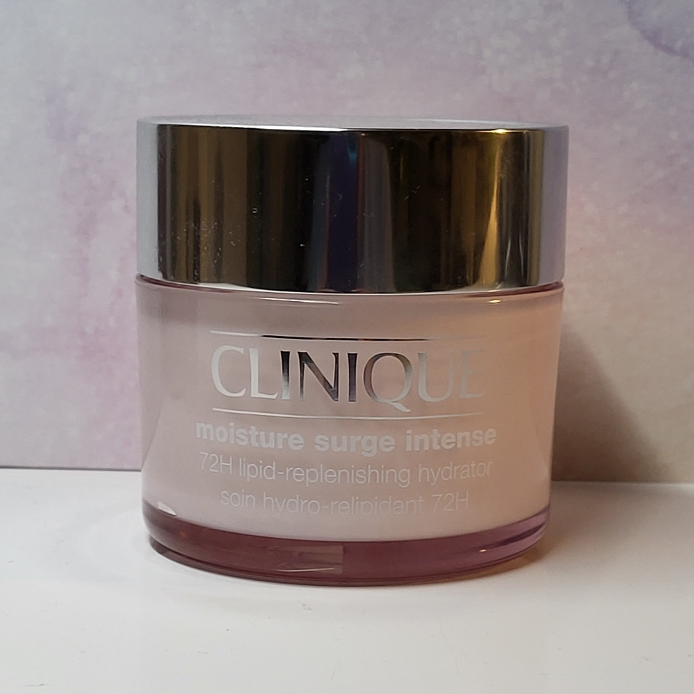Clinique Moisture Surge Intense - Pink and Silver